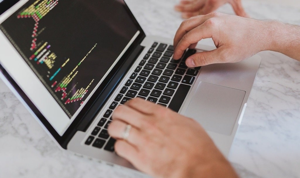Trouver une solution fiable pour héberger plusieurs sites